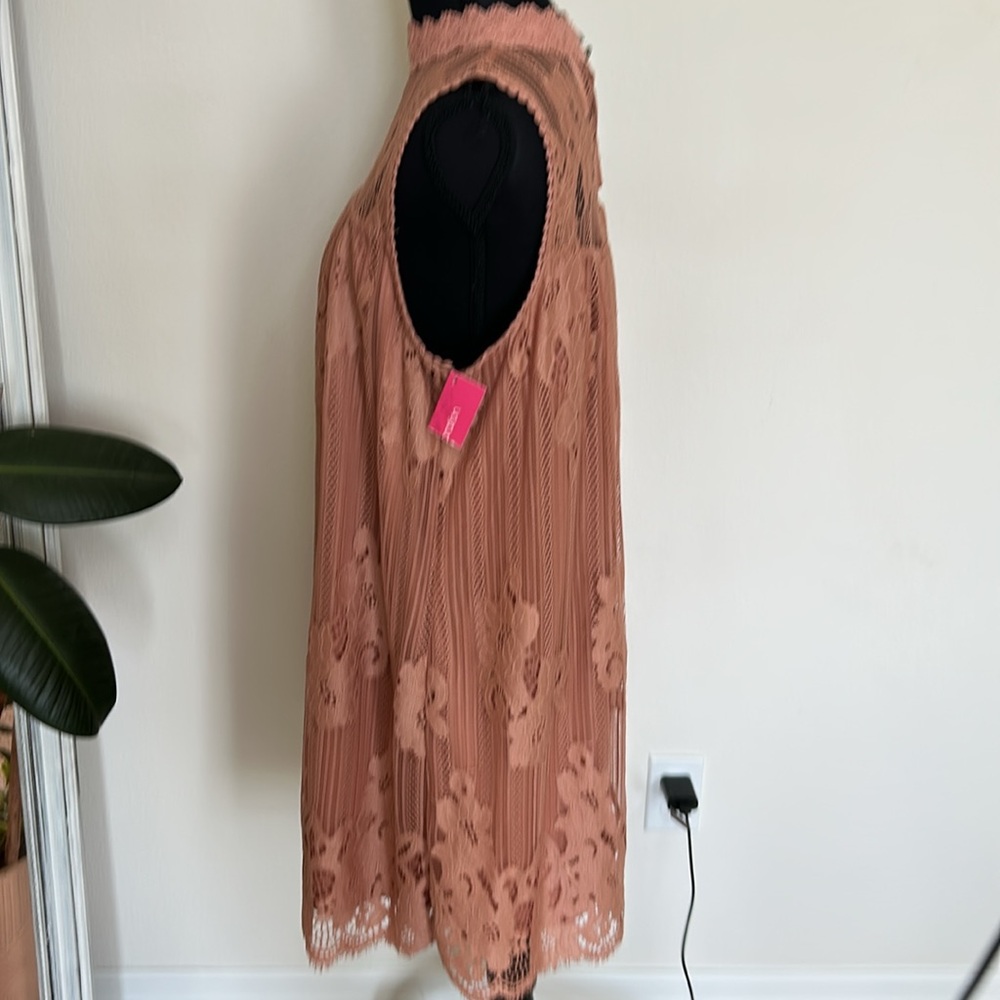 XHILIRATION PERFECT Summer Pink Lace Sleeveless Mini Sundress - Picture 6 of 14